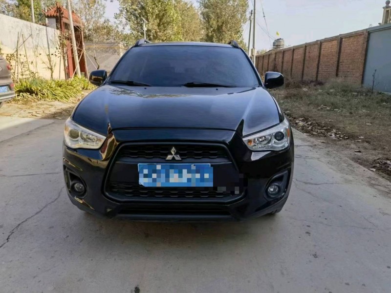 保定14年三菱劲炫1