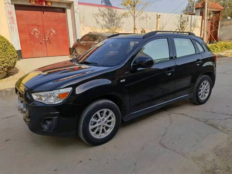 保定14年三菱劲炫2