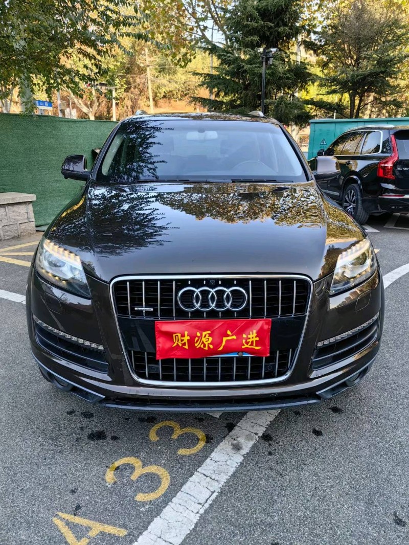 青岛12年奥迪Q71