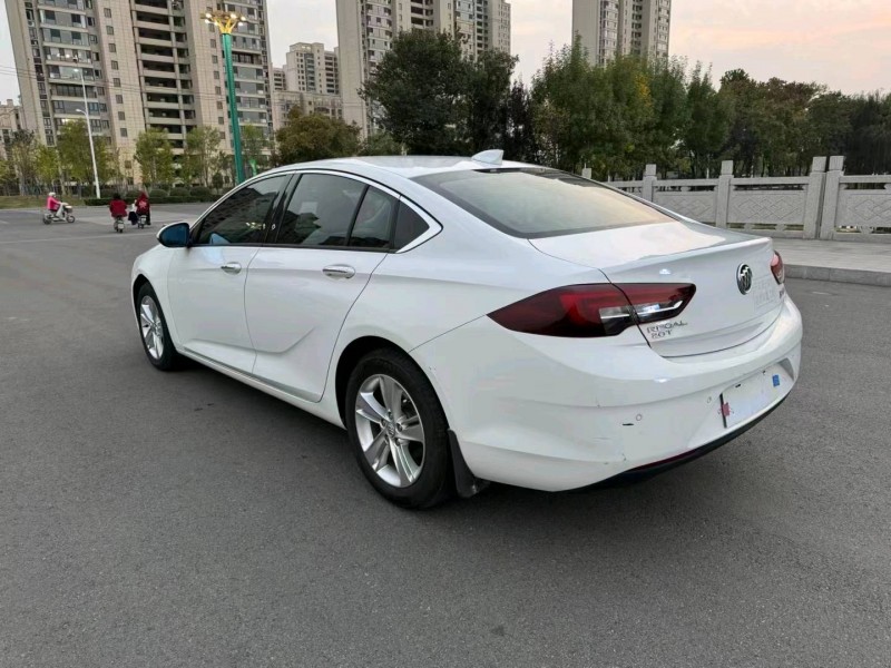 徐州19年别克君威7