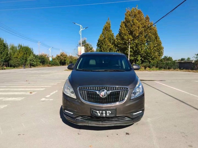 枣庄17年别克GL81