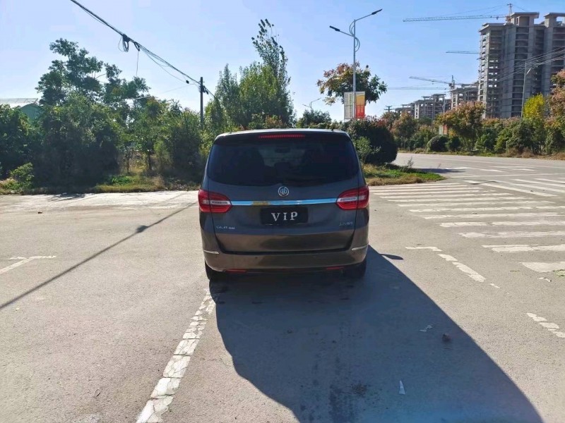 枣庄17年别克GL84