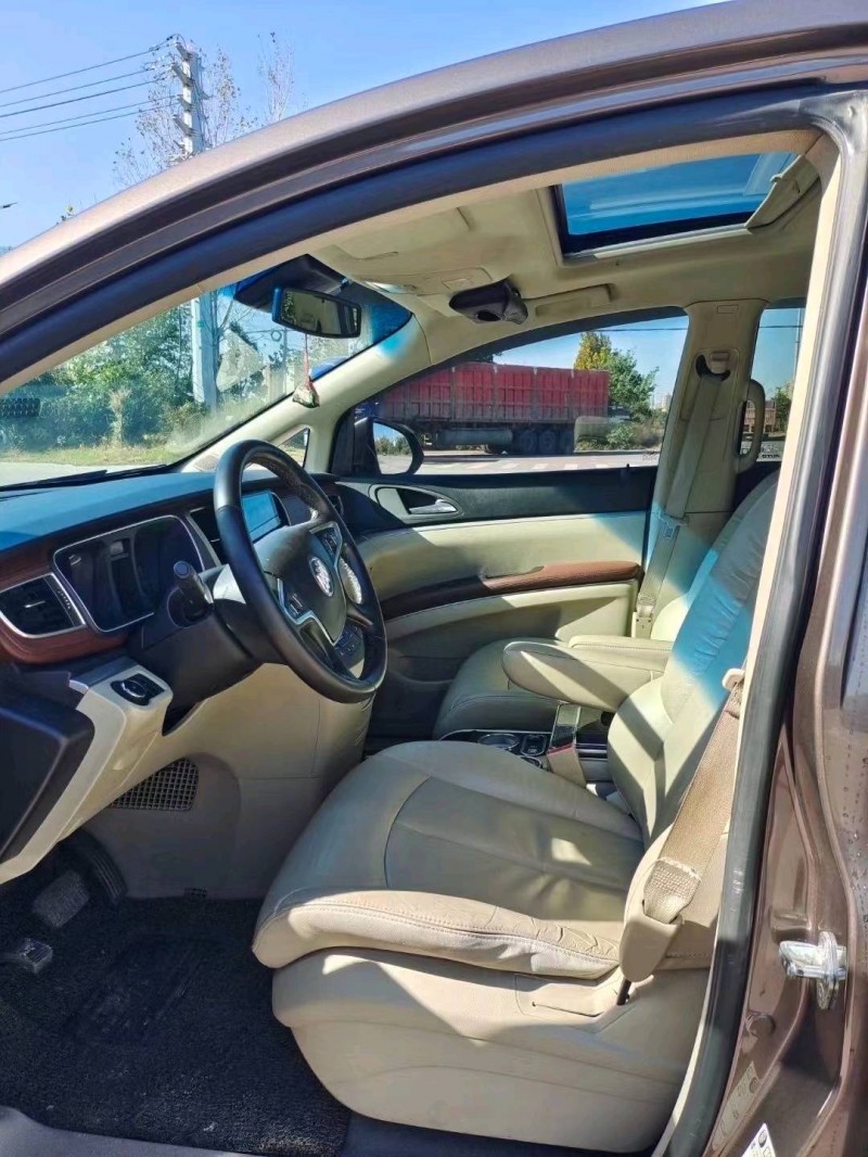 枣庄17年别克GL88