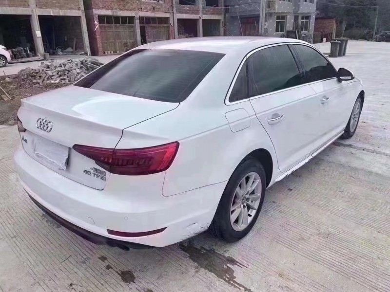 杭州17年奧迪A4L8
