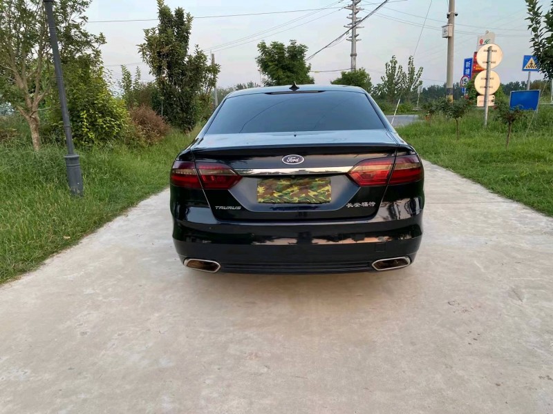 徐州16年福特金牛座9