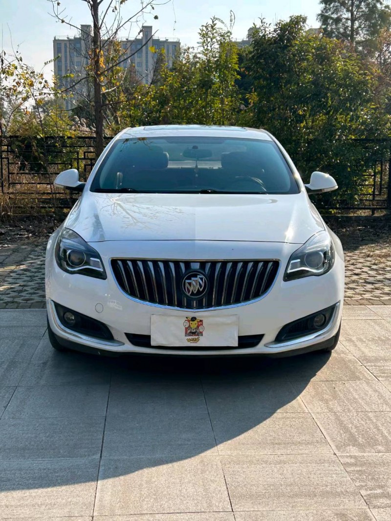 徐州16年别克君威1