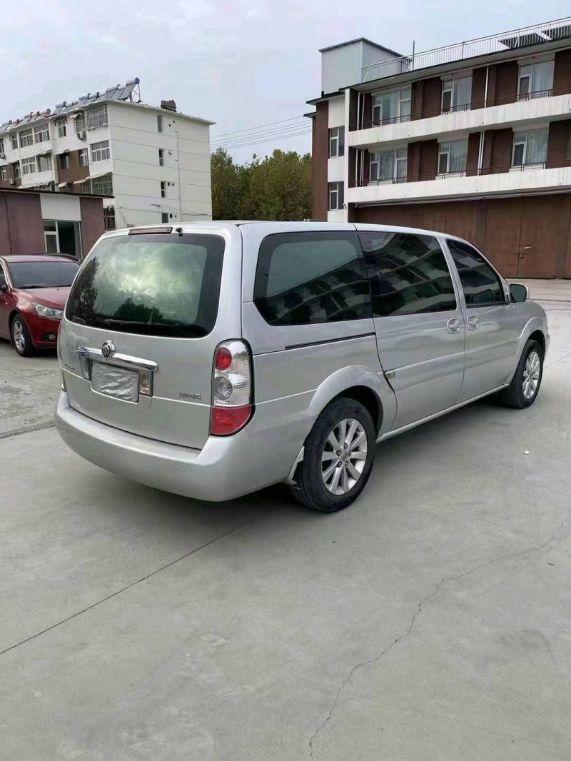 东营15年别克GL84