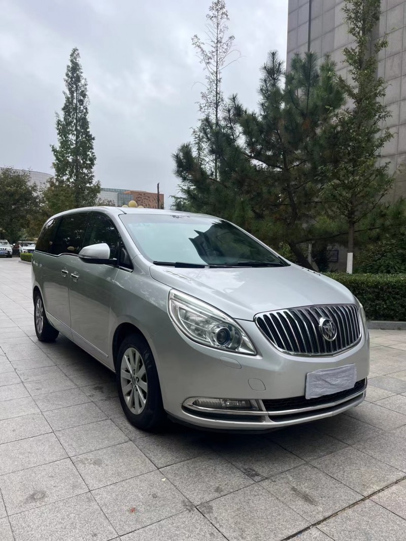 济宁12年别克GL83