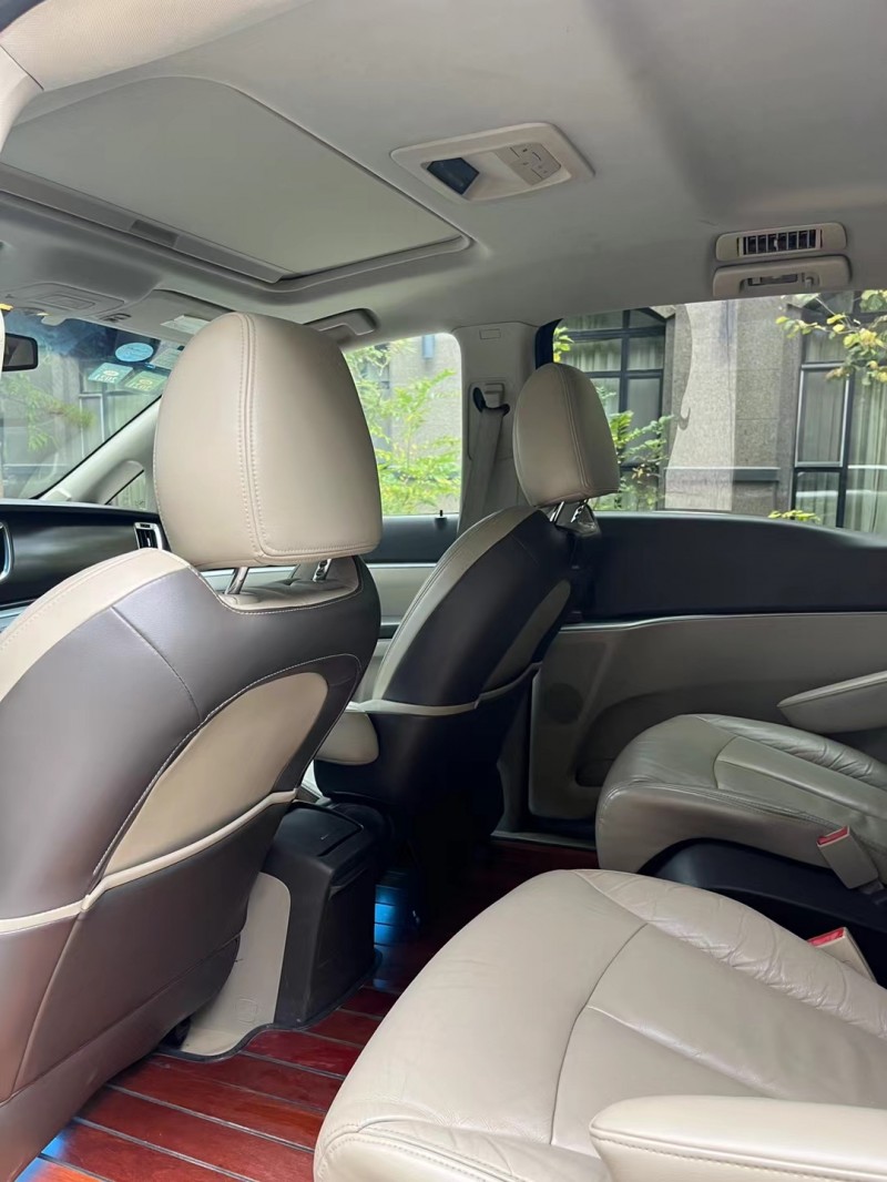 济宁12年别克GL86