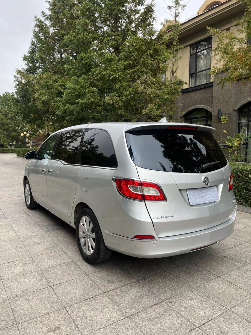 济宁12年别克GL89