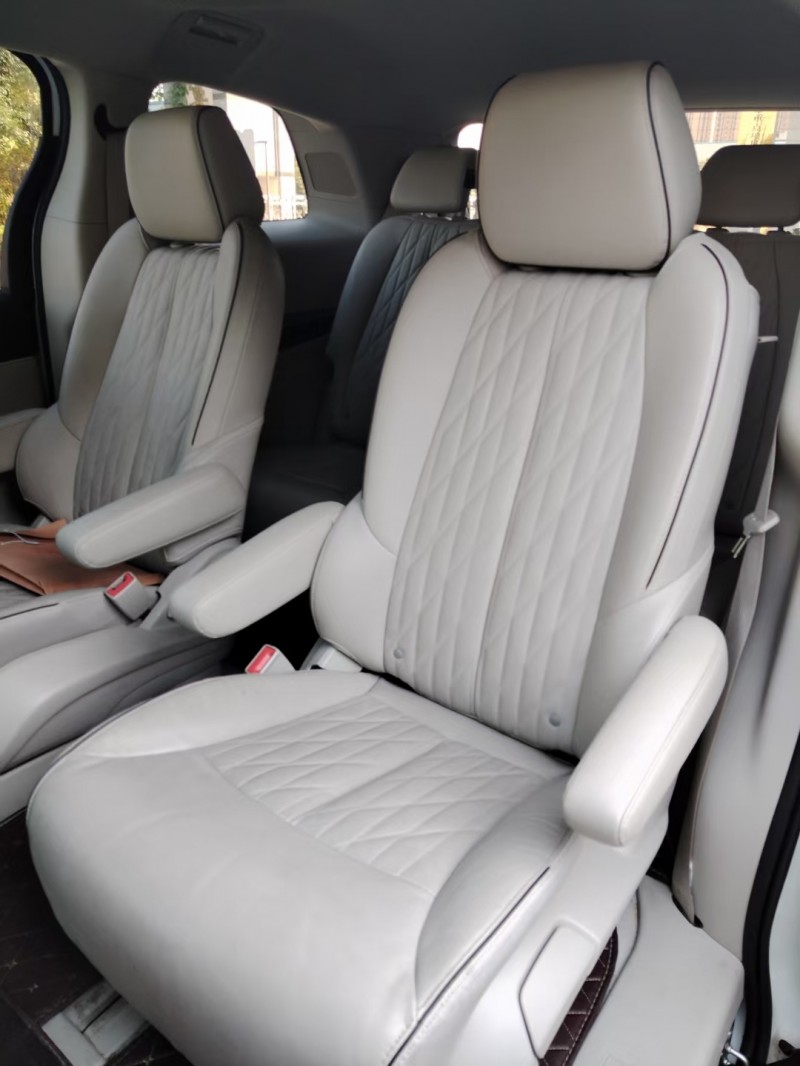 济宁22年别克GL86