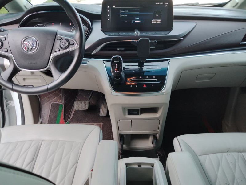 济宁22年别克GL87