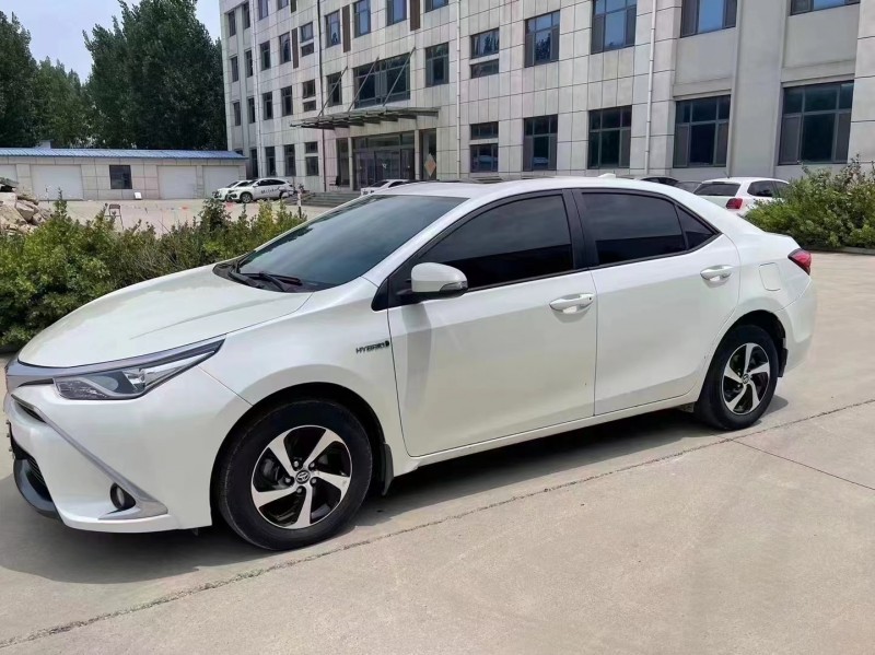 济宁18年丰田雷凌2