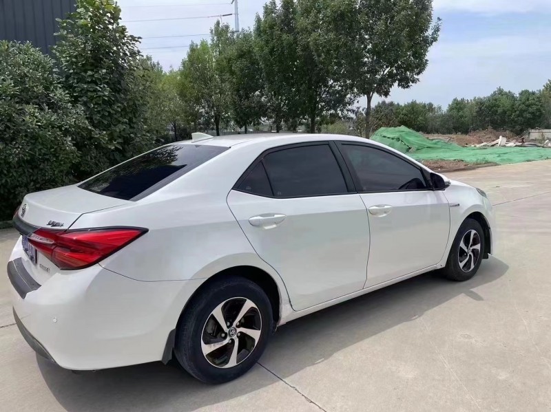 济宁18年丰田雷凌8