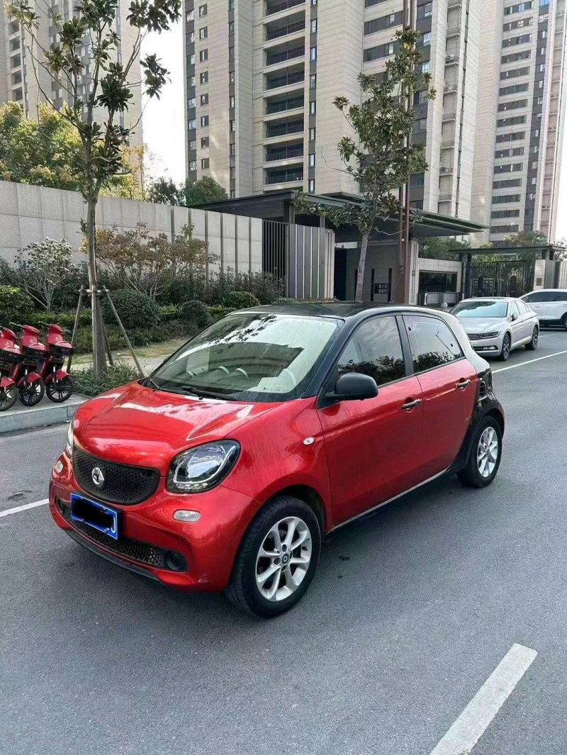 淮南18年奔馳smart3