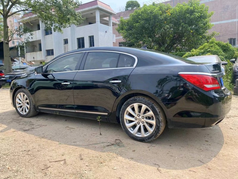 广州14年别克君越8