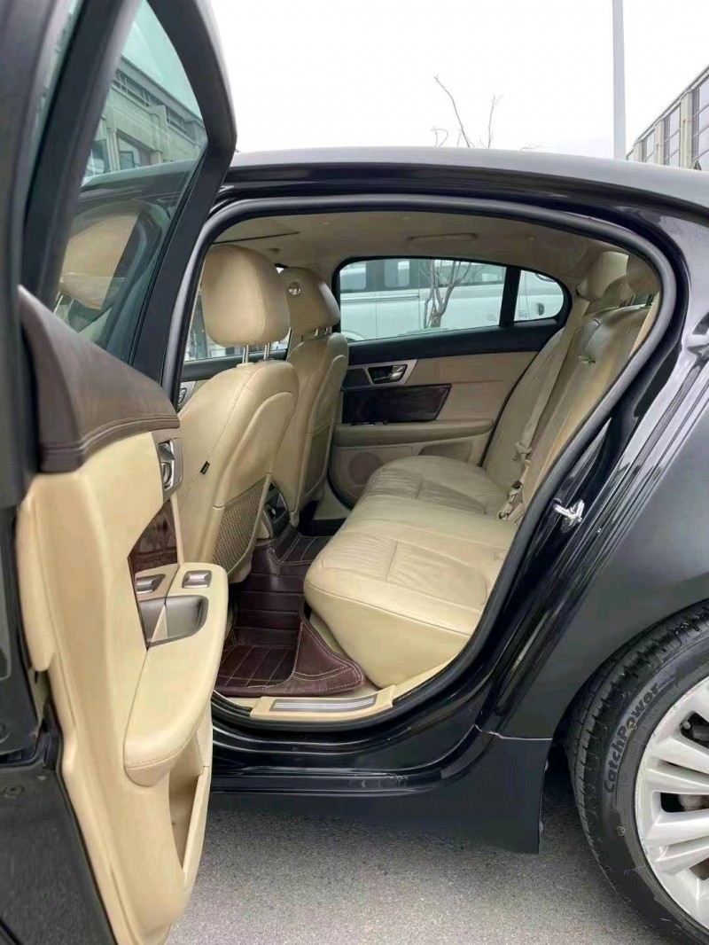 马鞍山11年捷豹XF7