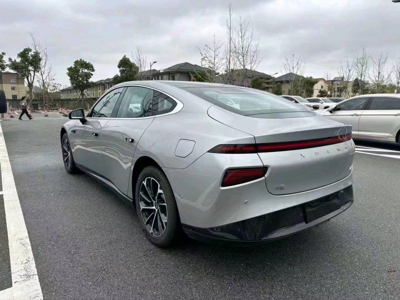 邯鄲23年小鵬汽車p76
