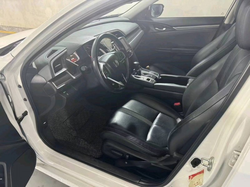 邵阳19年本田思域6