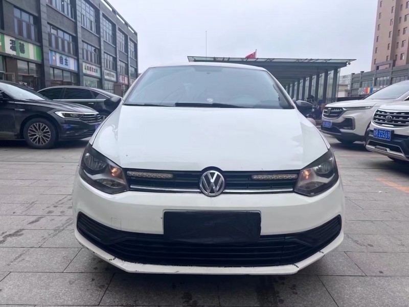 菏泽17年大众polo1