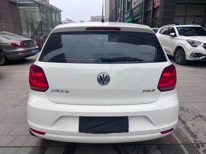 菏泽17年大众polo9