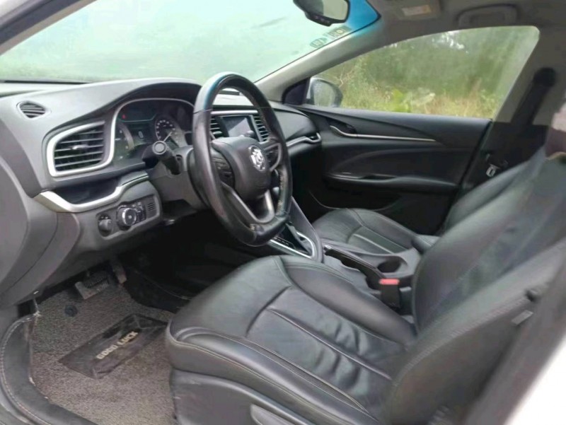 珠海19年别克英朗4