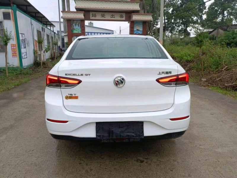 珠海19年别克英朗9