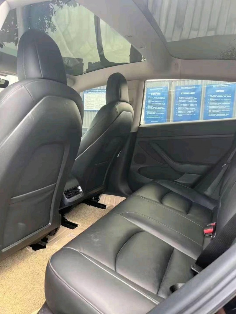 重慶21年特斯拉MODEL 35