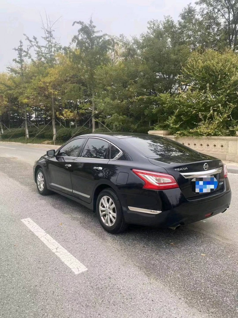 东营13年日产天籁4