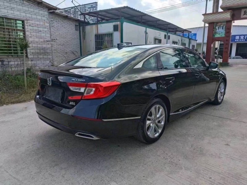 珠海21年本田雅阁4