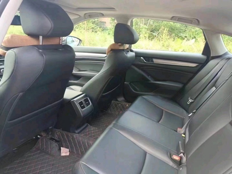 珠海21年本田雅阁5