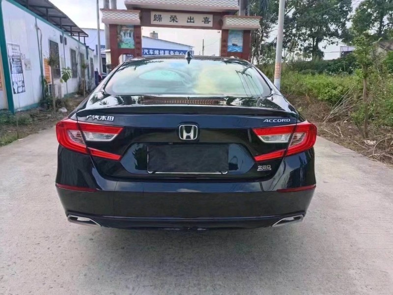 珠海21年本田雅阁7