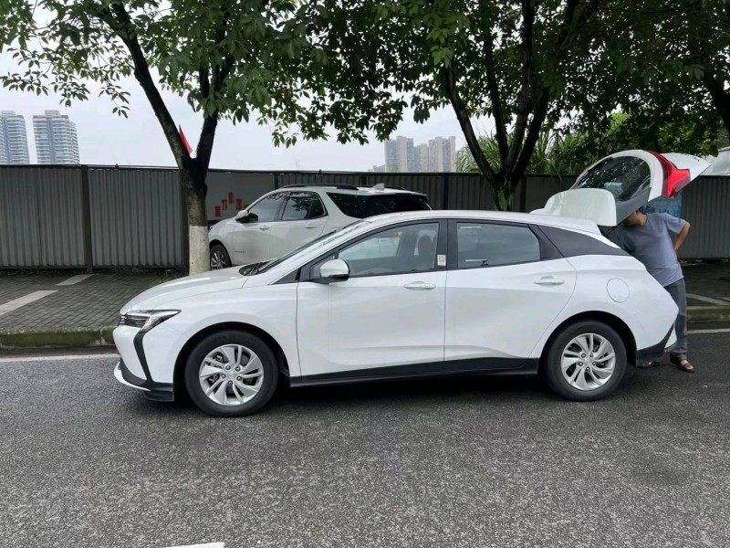 重庆23年别克微蓝2