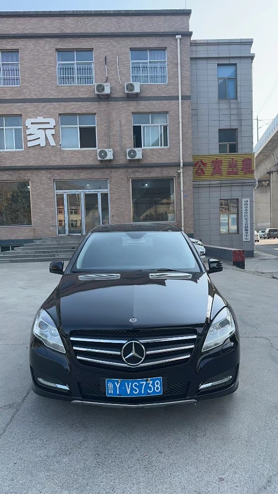 济南14年奔驰R1