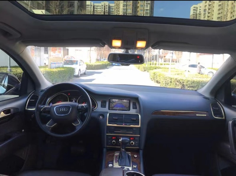 济南15年奥迪Q75