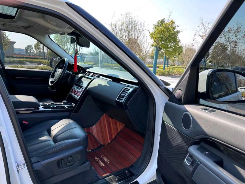 盐城18年路虎发现5