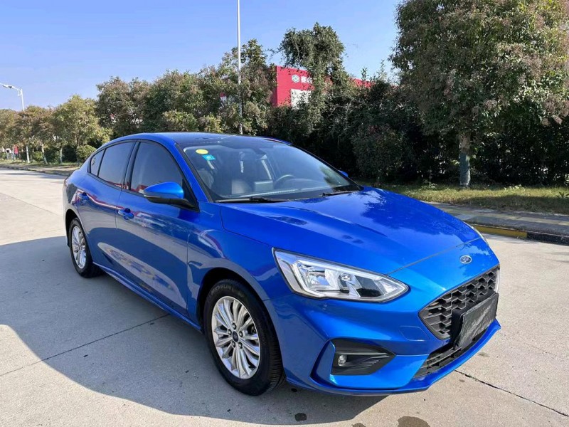 盐城20年福特福克斯3