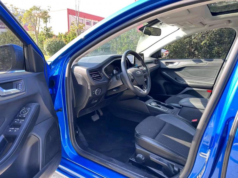 盐城20年福特福克斯7