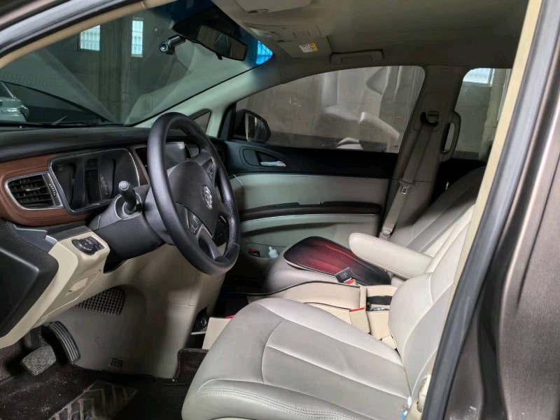 枣庄19年别克GL83