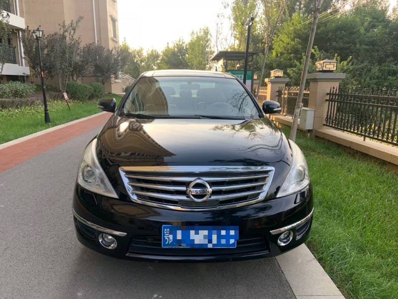 保定11年日产天籁1