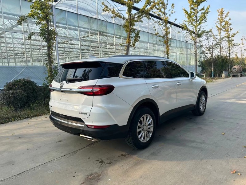 济宁21年别克昂科旗4