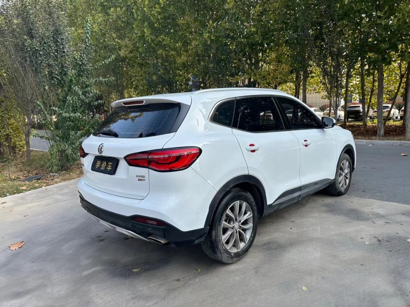 济宁21年名爵HS4