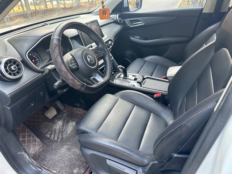 济宁21年名爵HS7