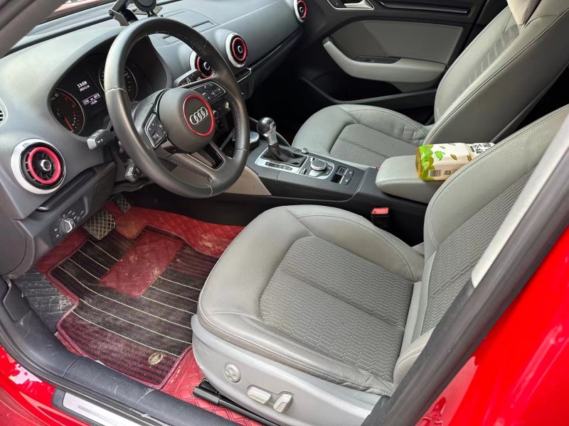 济宁20年奥迪A38