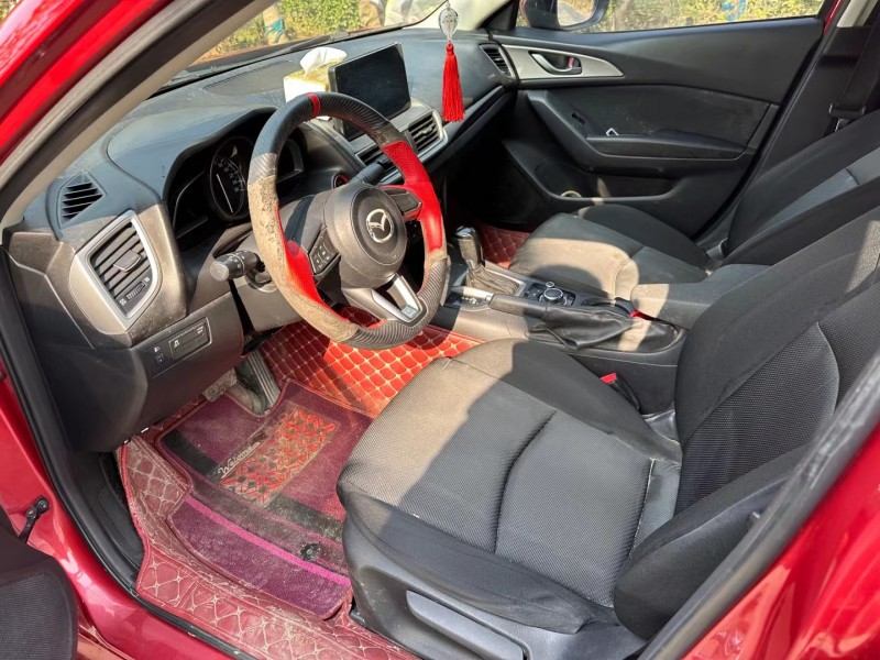 济宁17年马自达昂克赛拉7