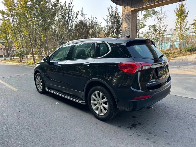 济宁18年别克昂科威5