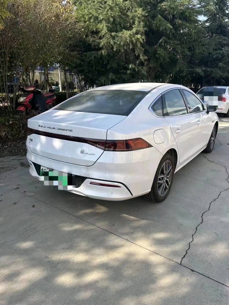 枣庄23年比亚迪秦3