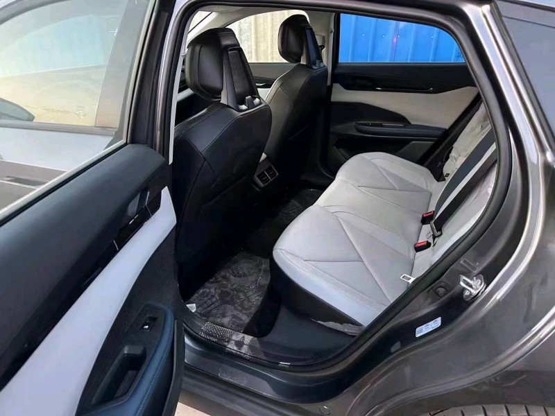 淄博23年长安汽车UNI-V7