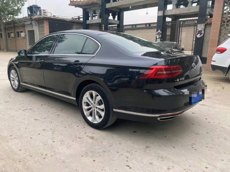 保定17年大众迈腾3