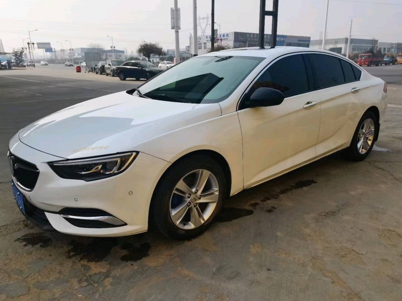 保定19年别克君威2